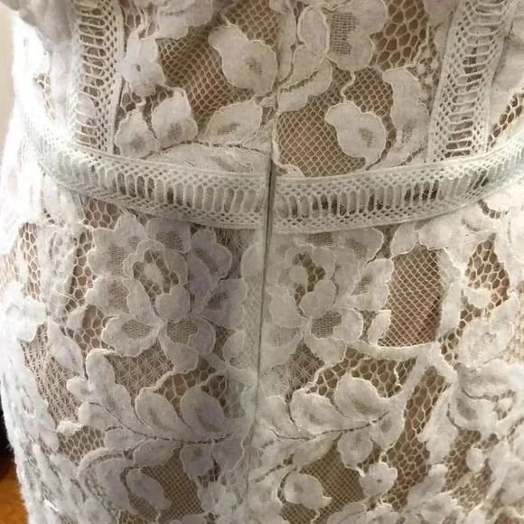 Lulu’s ‘This Moment in Time’ white lace ruffled maxi dress with slit.  Size S. - Picture 9 of 13